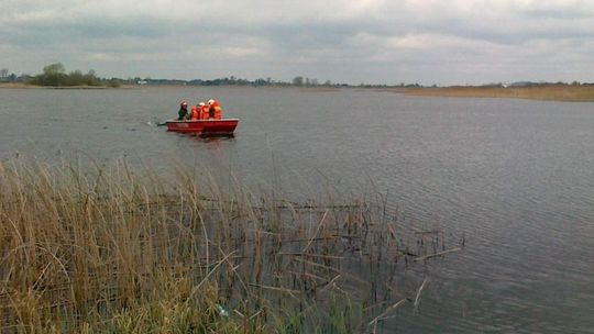 Żółtańce: 40-latek wypłynął na zalew. Łódź zatonęła