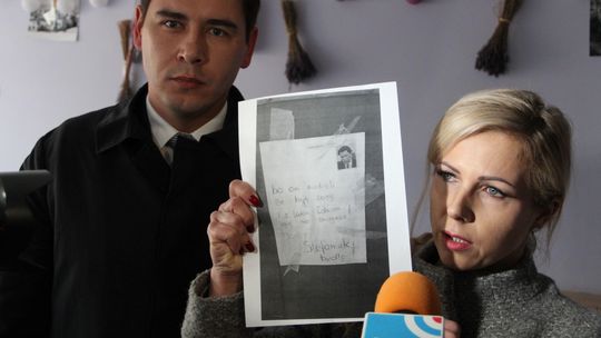 Żona prezydenta ze łzami w oczach na konferencji prasowej. "To wierutne bzdury i kłamstwa"