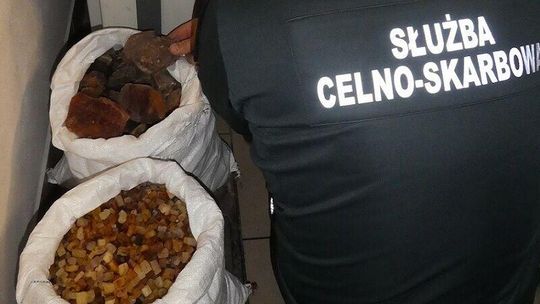 Zosin. Wpadł na granicy z bursztynem za ponad 300 tys. złotych