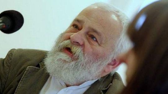 "Zostałem zwolniony z instytucji, którą wymyśliłem". Sympatycy zbierają podpisy pod petycją 