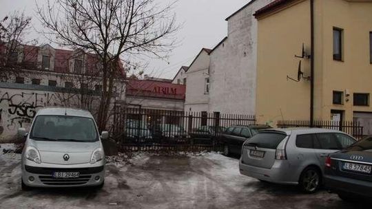 Zrobią porządek z parkowaniem na Placu Rubina w Białej Podlaskiej