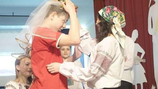 ZS nr 10: Otworzyli drzwi i wyprawili ukraińskie wesele