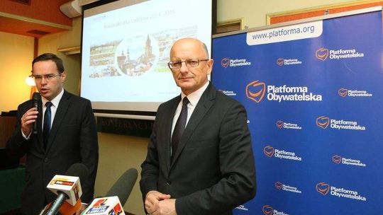 Żuk walczy o reelekcję: 10 tys. miejsc pracy, 500 mieszkań. Opozycja: "Festiwal obietnic"