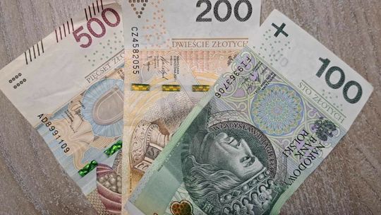 ZUS rozsyła informacje o 800 plus. Sprawdź czy od 1 stycznia otrzymasz świadczenie na dzieci