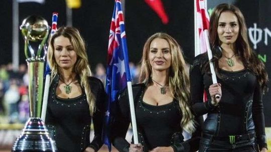 Żużlowa wojna o kobiety. Szwedzi nie chcą podprowadzających (wideo)