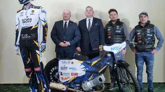 Żużlowcom brakuje tylko ładnej pogody Żużlowcom brakuje tylko ładnej pogody