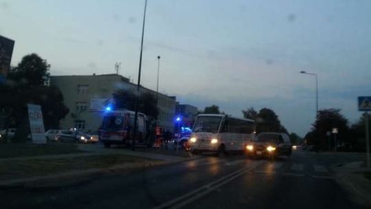 Związkowa: Zderzenie motocykla z autobusem