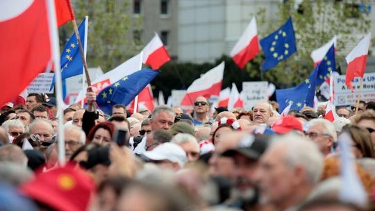 Zwolennicy Trzaskowskiego i Nawrockiego przyjadą na marsze. Szykuje się paraliż stolicy? 
