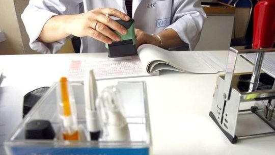 Zwolnienia lekarskie tylko w wersji elektronicznej od 2018 r. Dzisiaj nie wszyscy je przyjmują