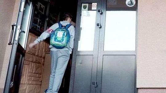 Zwolnienia nauczycieli w Chełmie. Ile osób straci pracę?