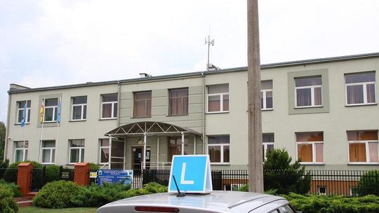 Zwolnienia w bialskim WORD. Mniej chętnych na \"prawko\"