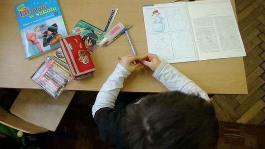 Zwolnienia z w-f, zdrowa żywność, darmowe książki. 5 najważniejszych zmian w nowym roku szkolnym