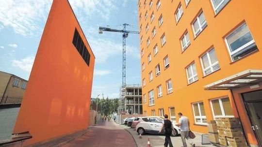 Zwolnienia? Zmiana wynagrodzeń? Nerwowo w COZL. Związkowcy spotkają się z marszałkiem