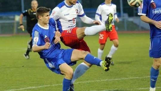 Zwycięstwo i remis Wisły Puławy. Nowy napastnik już strzela