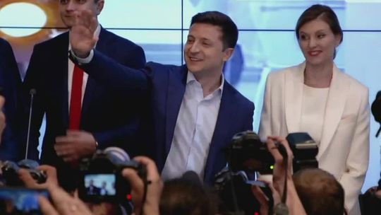 Zwycięstwo Zełeńskiego, a stosunki polsko-ukraińskie. "Nowy prezydent Ukrainy wykonał już kilka gestów"