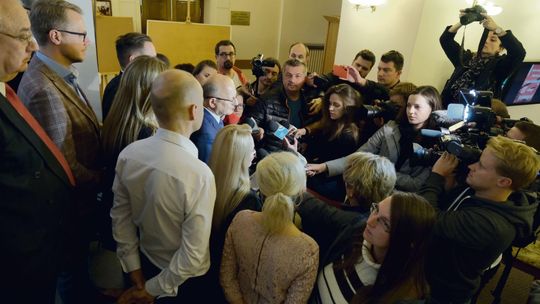 Zwycięstwo Żuka. Kto zajmie najważniejsze stanowiska w Ratuszu?