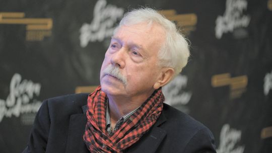 Życie bez żadnych kłopotów nie może trwać bez końca. Leszek Mądzik o swoim teatrze