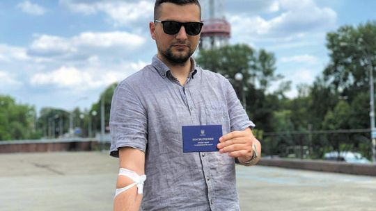 Życie w trybie wojennym, zniszczone znajome miejsca. "Ta wojna zabiera nam całe życie"