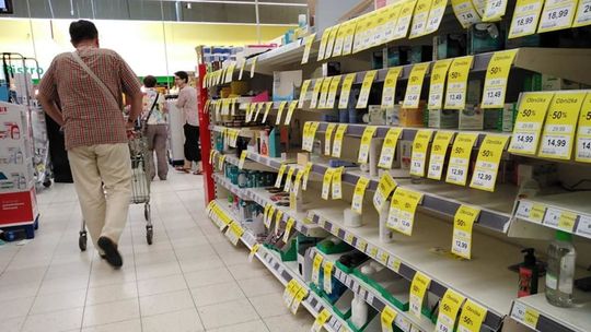 Żywność w polskich sklepach jest najdroższa od 8 lat. Ceny warzyw ostro w górę 