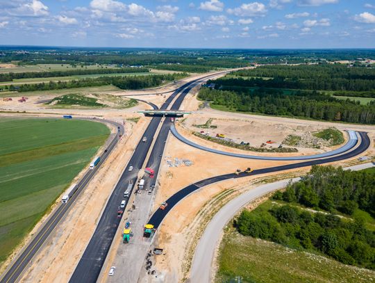 Rozbudowa sieci dróg szybkiego ruchu w województwie lubelskim nabiera tempa. Trwają prace przy A2 i S19.