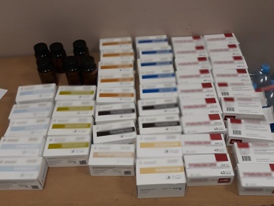 Apteka w bagażu - specyfiki zatrzymane na granicy