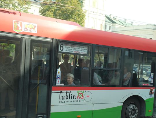 Autobusy wracają z wakacji. Od września częściej na głównych liniach