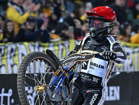 Bartosz Zmarzlik wygrywa w Grand Prix Polski