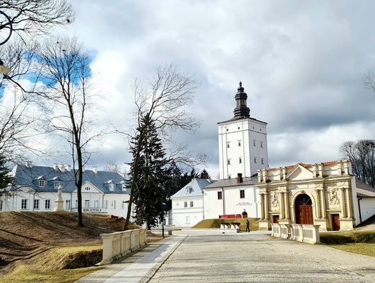 Biała Podlaska coraz bogatsza. Jakie plany na rok 2026? Biała_Podlaska_pałac