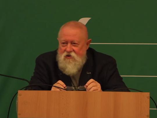 Bralczyk o ciekawości: jedno słowo, które potrafi znaczyć więcej niż nam się wydaje
