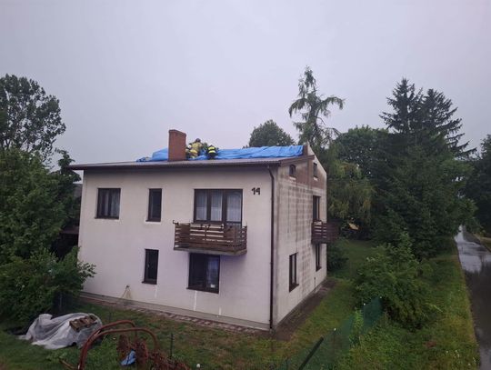 Burze przeszły przez Lubelszczyznę. Strażacy interweniowali ponad 320 razy. Alerty nadal obowiązują