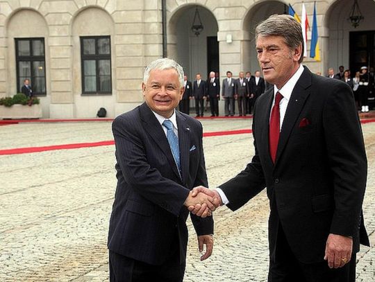 Leonid Kuczma, Wiktor Juszczenko i Petro Poroszenko zrezygnowali z Orderu Orła Białego po decyzji Karola Nawrockiego o odebraniu odznaczenia Wołodymyrowi Zełenskiemu.