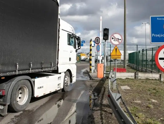 Celniczka z przejścia w Kukurykach zatrzymana. Śledczy mówią o łapówkach i przemycie na Białoruś