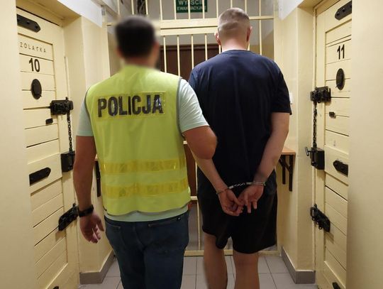 Chciał ukraść słuchawki i drona. Użył gazu wobec ochroniarzy