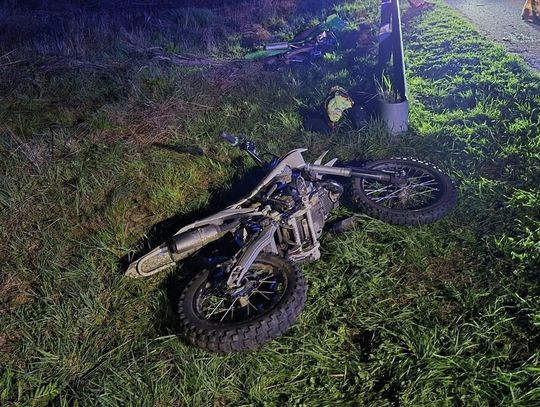 Czołowe zderzenie dwóch crossów. 14- i 15-latek trafili do szpitala