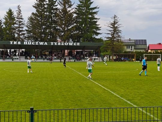 Gol do szatni, a kolejny na do widzenia. Korona Łaszczów wygrywa derby z Huczwą Tyszowce