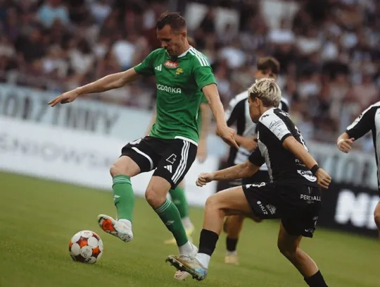 Górnik Łęczna goni Avię Świdnik. Wyniki i tabela Betclic II Ligi po piątej kolejce