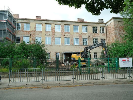 Historyczny budynek przy Bronowickiej przechodzi metamorfozę. Powstaje nowa siedziba Centrum Interwencji Kryzysowej