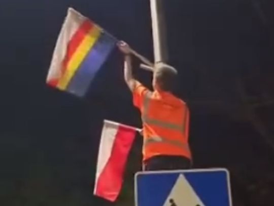 Internauci oburzeni na flagę miasta Puławy. Pomylili ją z ukraińską