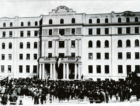 Jesziwa, która cudem przetrwała wojnę