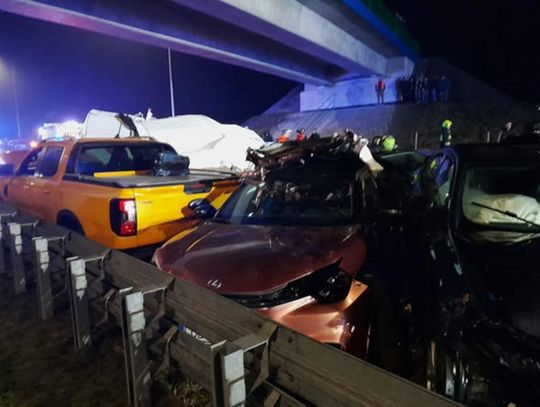 Karambol na S19 – zderzyło się 18 pojazdów