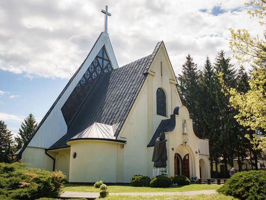 Kolęda zakończona i… rozliczona. Czy proboszcz z Dąbrowicy będzie prekursorem? dabrowica kosciol