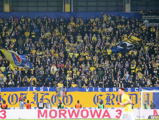 Komplet kibiców obejrzał mecz Motor - Legia