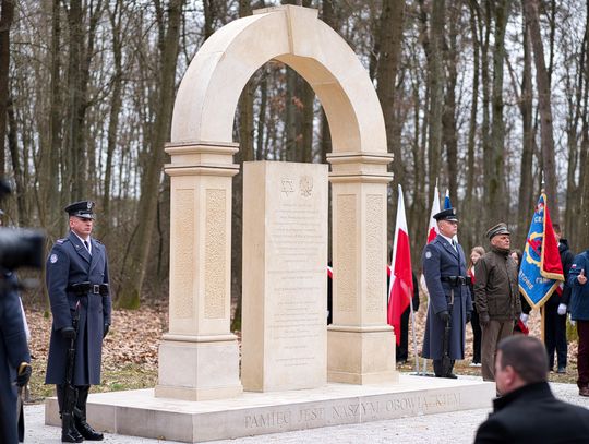 Kopanina pamięta. Uroczystości ku czci ofiar egzekucji z 1942 roku Kopanina pamięta. Uroczystości ku czci ofiar egzekucji z 1942 roku
