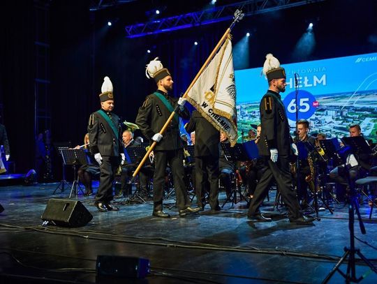 Kredowi górnicy świętowali Barbórkę Kredowi górnicy świętowali Barbórkę