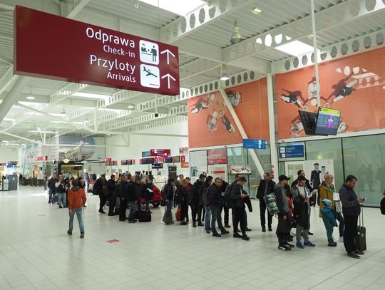 LOT odwołuje loty do Dubaju i Rijadu. Powodem sytuacja na Bliskim Wschodzie