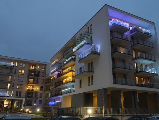 Lubelski rynek nieruchomości w pigułce W których dzielnicach Lublina mieszkania są najtańsze, a gdzie trzeba zapłacić najwięcej? Lepiej wybrać ofertę dewelopera czy lokal z rynku wtórnego? Sytuację ocenia Kamil Janas, prezes zarządu Big City Broker.