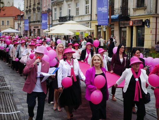 Marsz Różowej Wstążki przejdzie ulicami Lublina. Miasto edukuje w kwestii walki z rakiem piersi