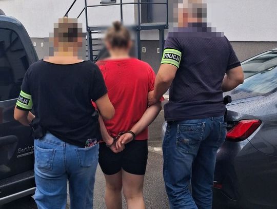 Matka i dwoje małych dzieci w szpitalu, 27-latka w areszcie