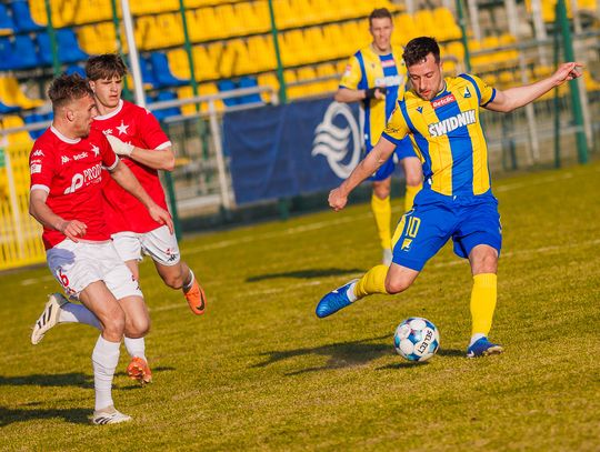 Mecz na szczycie III ligi KSZO – Avia z ograniczoną liczbą kibiców?