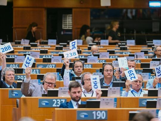 Miasta i regiony wzywają UE do zabezpieczenia środków na walkę ze zmianami klimatu